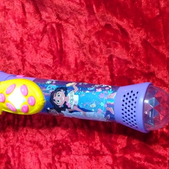 Disney encanto bluetooth microphone - Picture 2 of 5